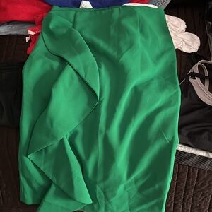 Green skirt never worn
